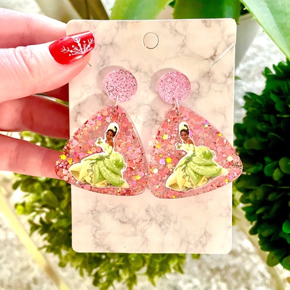 Tiana Acrylic Dangle Earrings - Picture 2 of 4